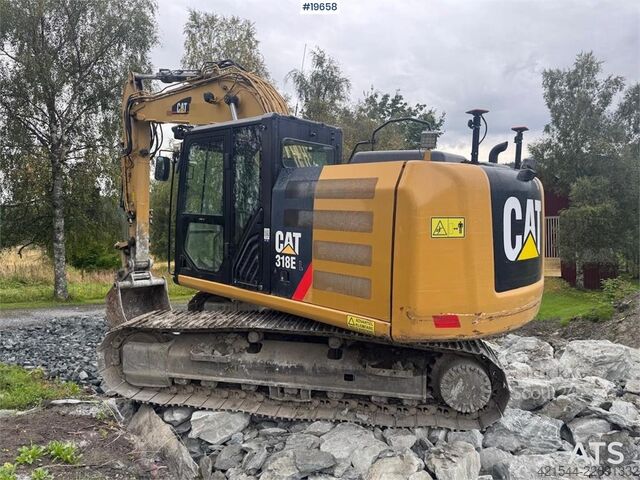 ķēžu ekskavators Caterpillar 318E