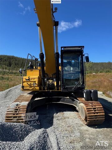 ķēžu ekskavators Caterpillar 326FL Excavator – R8 Rototilt and 2 Buckets