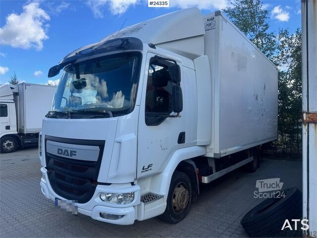 Valiză DAF LF210 4x2 Box Truck with Carrier Refrigeration Uni