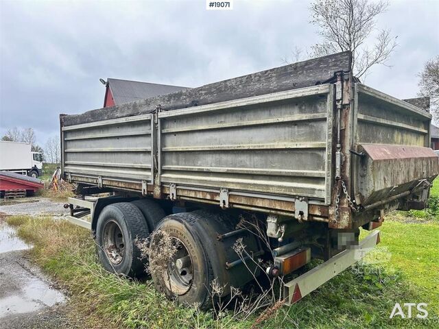 Ohna aanhanger.  Ohna Trailer.