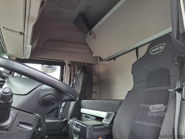 Автомобиль с заменяемым кузовом IVECO AS260S46Y/FS CM 2LNG