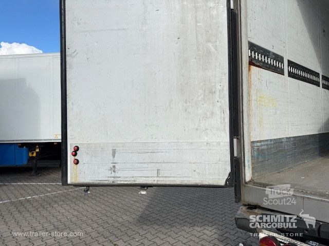 Kylmäkuljetuspuoliperävaunu Schmitz Cargobull Tiefkühler Multitemp