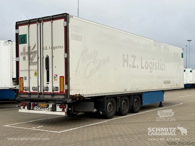 Kylmäkuljetuspuoliperävaunu Schmitz Cargobull Tiefkühler Standard