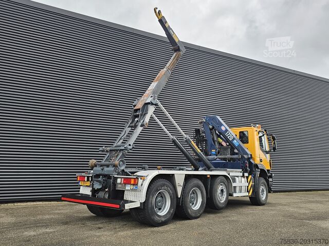 Sistema de braço de gancho Iveco TRAKKER 380 8X6 / EURO 6 / CRANE + HOOKLIFT