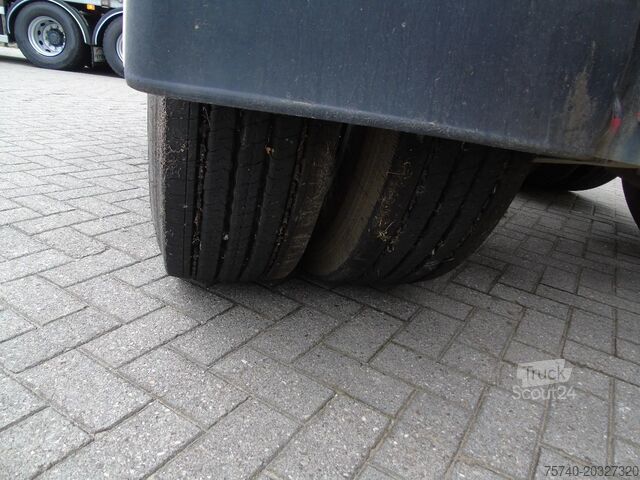 Kontejnerski transport TR'AX 2 AXLE + 20FT