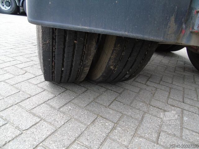 Kontejnerski transport TR'AX 2 AXLE + 20FT