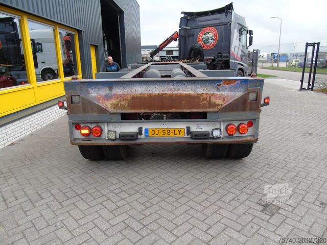 Kontejnerski transport TR'AX 2 AXLE + 20FT