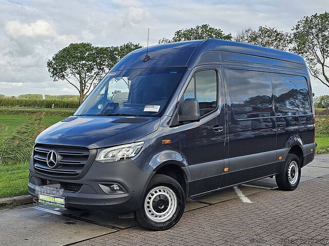 Bestelauto MERCEDES-BENZ SPRINTER 317 L2H2 Mbux10 LED AC!