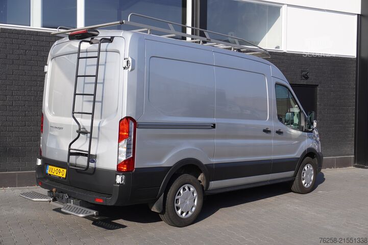 Bestelwagen Ford Transit 2.0 TDCI 130PK Automaat L2H2 EURO 6 - A...