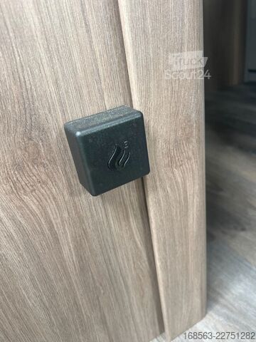 Integrált lakóautó CARADO Carado I 447  TOP Ausstattung+Zustand!
