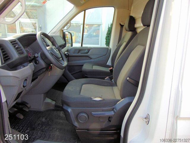 Dostavno vozilo s kesonom VW CRAFTER 2.0 TDI 35 2.0 TDI MAXI - KLIMA - KAMERA