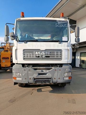 Camión hormigonera MAN TGA 32.360 / 8X4 / Liebherr 9qm