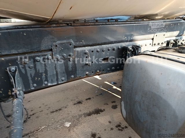 Camión hormigonera MAN TGA 32.360 / 8X4 / Liebherr 9qm