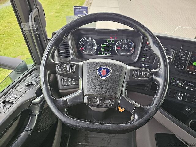 Standard-SZM SCANIA R450 NB,CR19