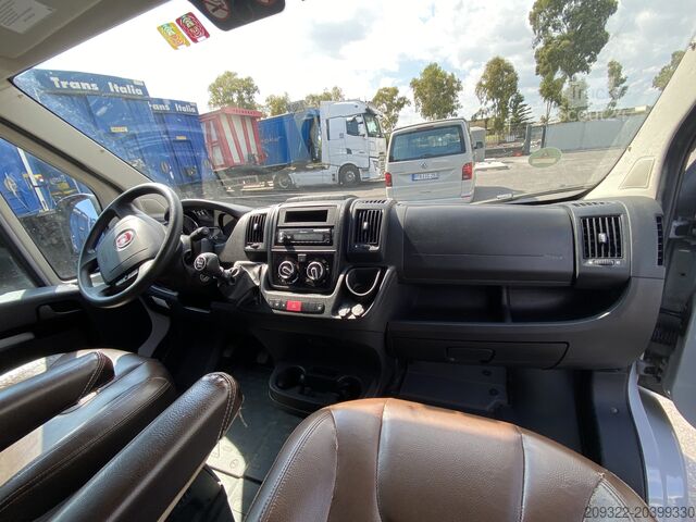 Caravan/camper Fiat Weinsberg Carabus 600 K | 4 Posti Letto | Completamente Attrezzato