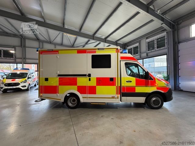 Autospecială de pompieri MERCEDES-BENZ Sprinter III 519 RTW/KTW KOFFER*RETTUNGSFAHRZEUG