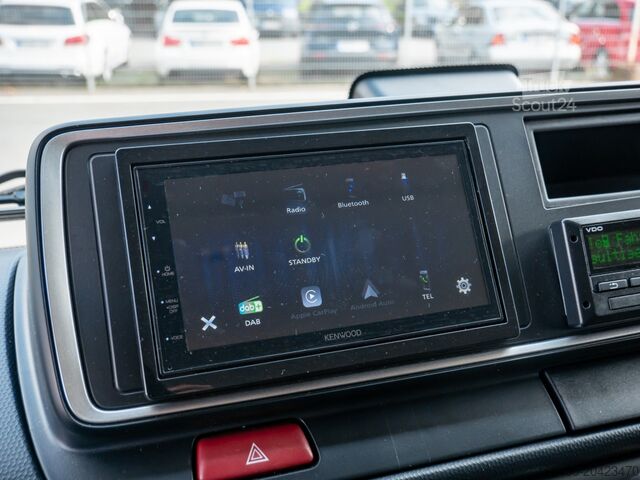 Transporter mit Koffer Mitsubishi Canter e