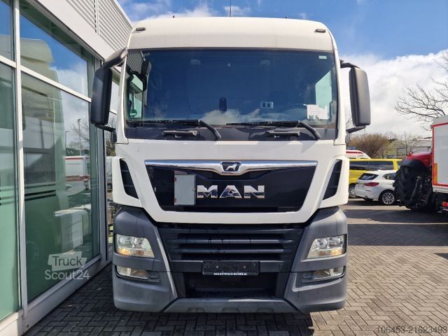 Volume tractor unit MAN TGX 18.460 LLS/Hub-Sattel/Retarter/Abstandtempo