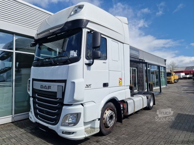 Volume tractor unit DAF XF 460 SSC Low Deck/Night Look/AC + Standklima