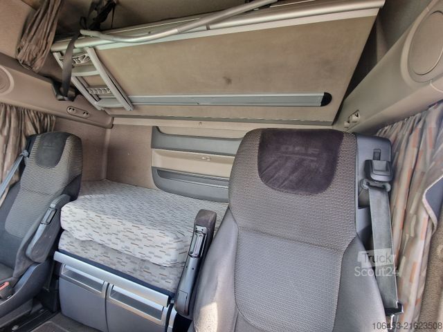 Volume tractor unit DAF XF 460 SSC Low Deck/Night Look/AC + Standklima