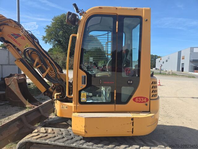 Minikoparka < 7t Takeuchi TB153FR