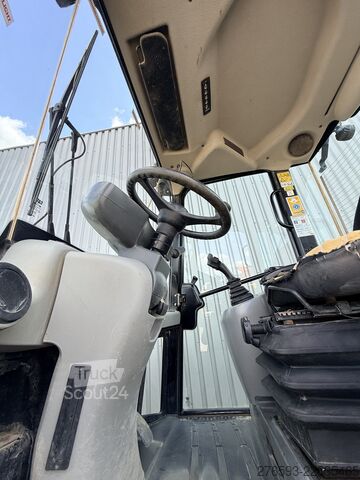Radlader Caterpillar 907M