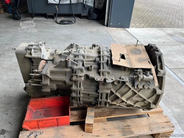 Vaihteisto ZF versnellingsbak 12AS2131 TD 15.86-1.00