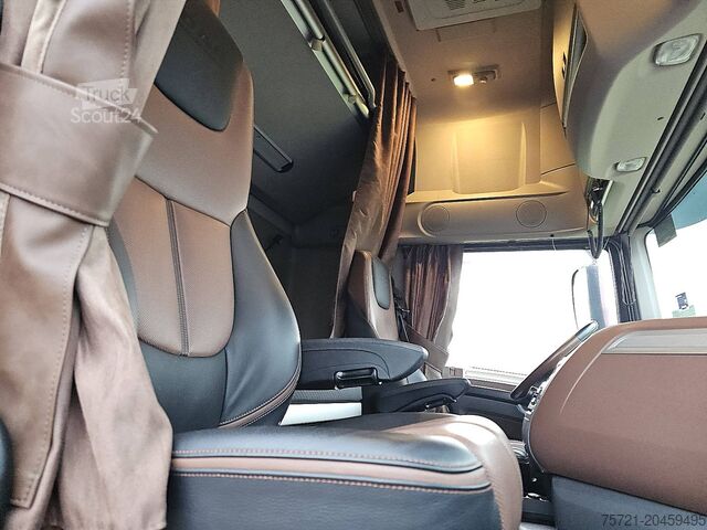 Standaard trekker DAF XF 530