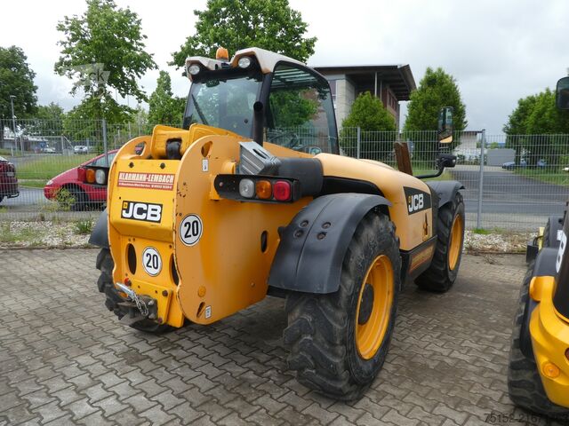 Teleszkópos rakodó JCB 531-70 DS