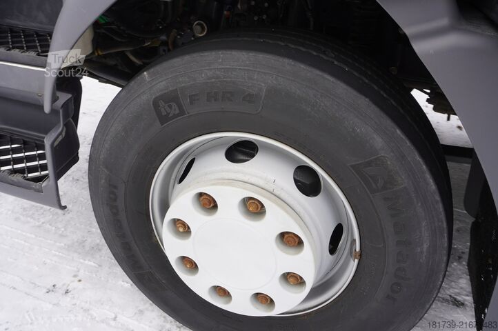 Houder Renault D280 16T / Box truck 18 EPAL / Tail lift