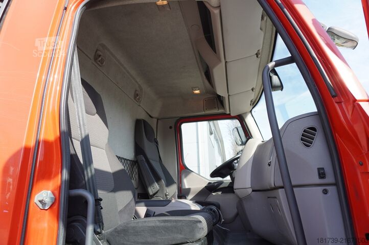 Doos DAF LF 19.320 / 22 EPAL box / 130 tho. km