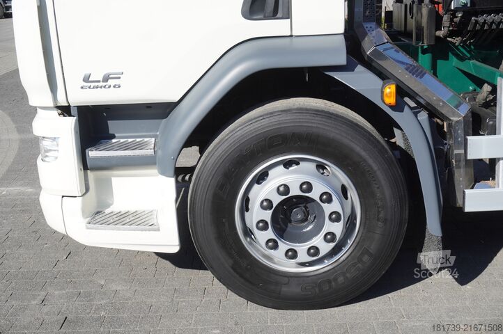 Navele container DAF LF 18.310 E6 / Skip loader Fornal