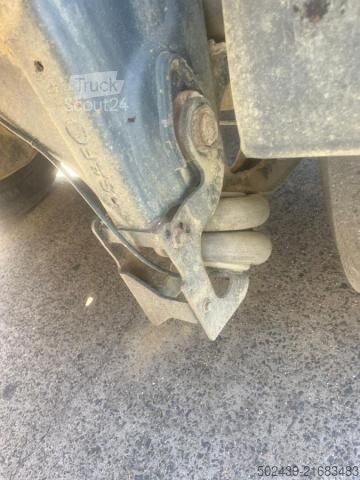 Polpriklopnik kiper Fruehauf FST4FC