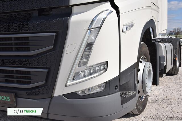 Standarta vilcējs VOLVO FH 500 Globetrotter XL Varios