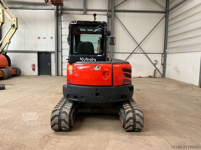 Miniexcavadora Kubota U 48-4