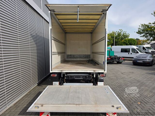 Furgon skrzyniowy MERCEDES-BENZ Sprinter 316 CDI Koffer/LDW/AC/Tempo/Navi/3 Sitz