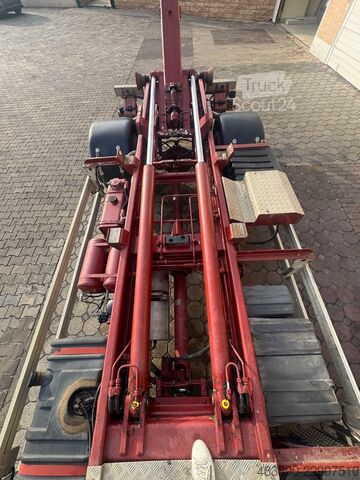 Kanca kasalı yük kamyonu (roll-off) IVECO ML120E24/MEILLER/B-B