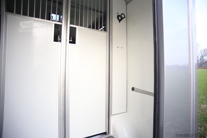 Přeprava koní Opel Movano AKX S3 paardenwagen hengsten uitvoering ...