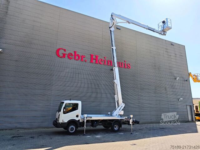 Dvižna ploščad Multitel MX 250 Nissan Cabstar 35.13 NT400