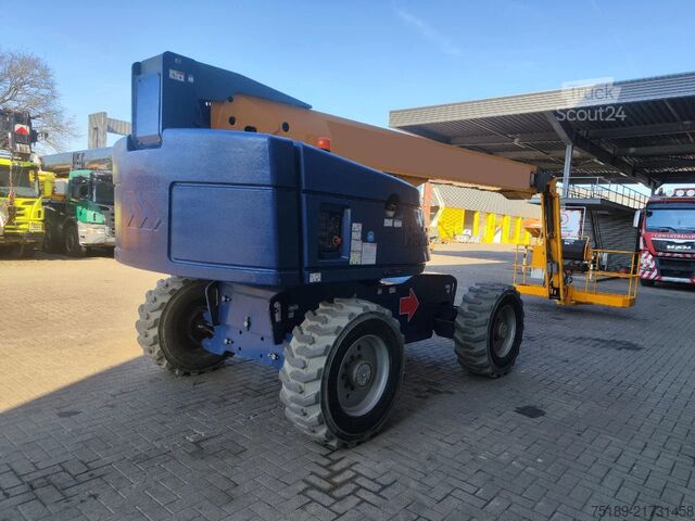 Plate-forme télescopique Haulotte HT23 RTJ PRO