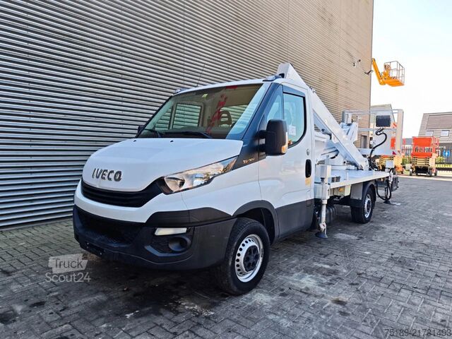 Piattaforma di sollevamento Iveco Daily 35-120 Multitel MX 250