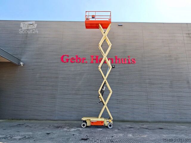 Elevador de tesoura JLG 3246 ES