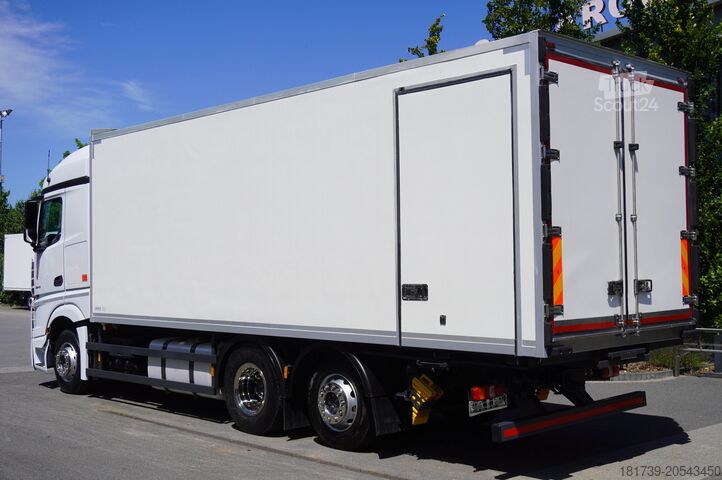 Gekühlte Lastwagen Mercedes-Benz Actros 2542 / GIGA cabin / Thermoking