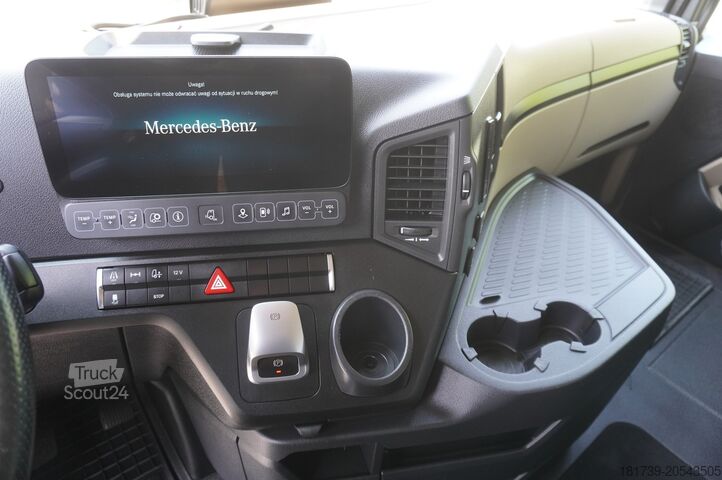 Hladilni tovornjak Mercedes-Benz Actros 2545 / 2021 / Hagemann reefer