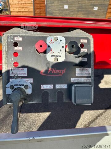 Containertransport Fliegl Containerchassis für 2 Wechselbrücken 15 m extr...