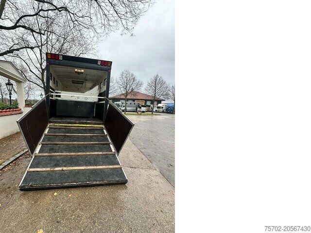 Liellopu pārvadāšanas kravas automašīna Volvo FL 408 3-4 Pferdetransporter