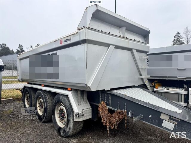 Remorque triple essieu Istrail Istrail triple-axle trailer