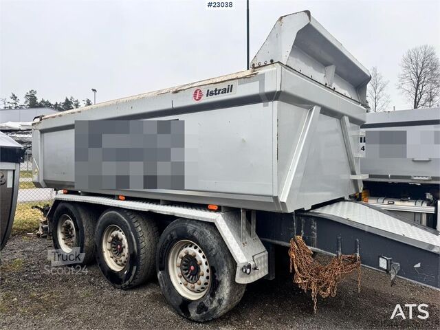 Remorque triple essieu Istrail Istrail triple-axle trailer