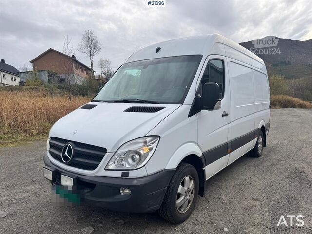 Kombi s vysokou střechou Mercedes-Benz Sprinter 316 w/ Lift REPAIR OBJECT