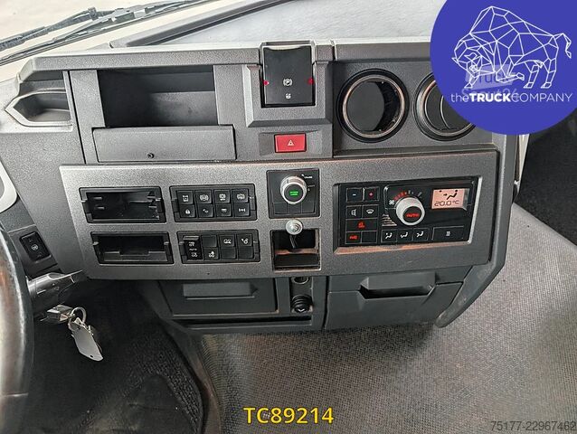  Renault T 460
